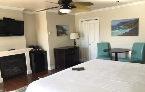 Beach Bungalow Inn & Suites - Deluxe King